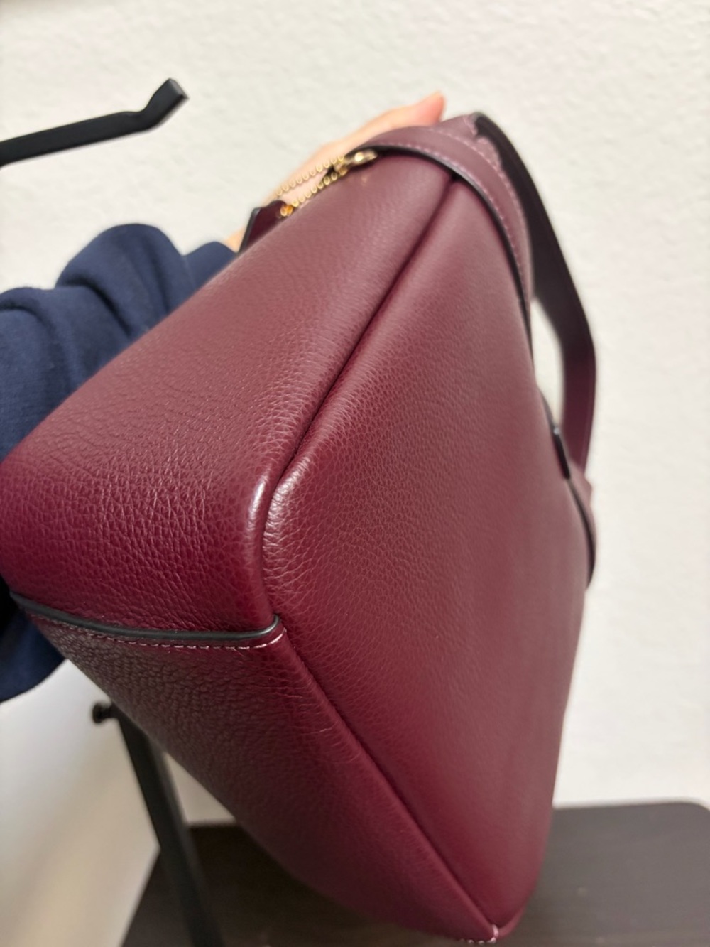 Coach Hadley Convertible Crossbody / Shoulder Bag in Burgundy/Merlot - Picture 10 of 15